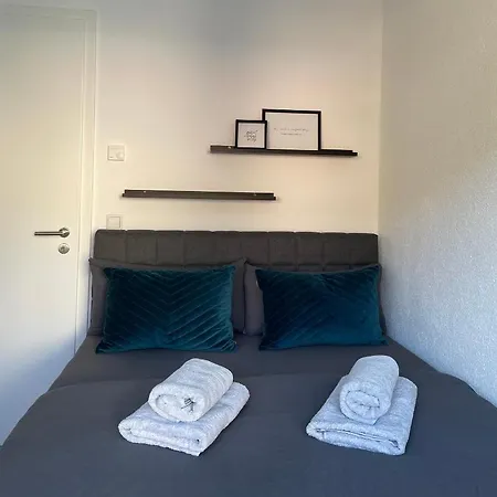 Penthouse Schlossblick Apartman
